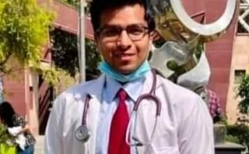 कोरबा शहर का गौरव डॉ आदित्य-NEET पीजी 2024 का रिजल्ट हुआ जारी-कोरबा के डॉक्टर आदित्य सिंघानिया ने ऑल इंडिया लेवल पर हासिल किया 126 वां रैंक, कोरबा शहर के सुनील- सुमन सिंघानिया के डॉक्टर सुपुत्र हैं आदित्य, अंतर्राष्ट्रीय अग्रवाल सम्मेलन के अध्यक्ष राजकुमार मित्तल ने भी दी बधाई kshititech