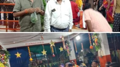 अखंड राम सप्ताह में पूजा अर्चना करने पहुंचे पूर्व नगर पालिका अध्यक्ष नरेश गेवाड़ीन, शक्ति शहर के कसेर पारा में 27 अगस्त से प्रारंभ हुई है अखंड राम नाम सप्ताह, नरेश गेवाडीन ने कहा- शक्ति शहर के लिए गौरवशाली है अखंड राम नाम सप्ताह, विद्वान पंडित भोला शंकर तिवारी के सानिध्य में हो रही पूजा अर्चना kshititech