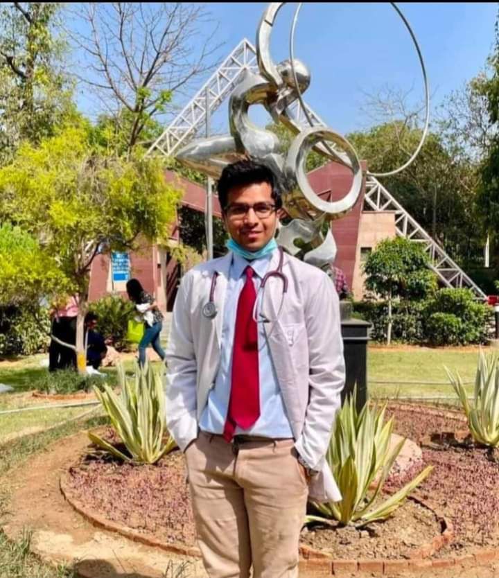 कोरबा शहर का गौरव डॉ आदित्य-NEET पीजी 2024 का रिजल्ट हुआ जारी-कोरबा के डॉक्टर आदित्य सिंघानिया ने ऑल इंडिया लेवल पर हासिल किया 126 वां रैंक, कोरबा शहर के सुनील- सुमन सिंघानिया के डॉक्टर सुपुत्र हैं आदित्य, अंतर्राष्ट्रीय अग्रवाल सम्मेलन के अध्यक्ष राजकुमार मित्तल ने भी दी बधाई कोरबा शहर का गौरव डॉ आदित्य-NEET पीजी 2024 का रिजल्ट हुआ जारी-कोरबा के डॉक्टर आदित्य सिंघानिया ने ऑल इंडिया लेवल पर हासिल किया 126 वां रैंक, कोरबा शहर के सुनील- सुमन सिंघानिया के डॉक्टर सुपुत्र हैं आदित्य, अंतर्राष्ट्रीय अग्रवाल सम्मेलन के अध्यक्ष राजकुमार मित्तल ने भी दी बधाई kshititech