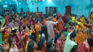 कलियुग में भागवत कथा से सर्व समाज का कल्याण होता है… व्यास आचार्य हरिदर्शन, शक्ति के सामुदायिक भवन में रही भागवत कथा की धूम,सिद्ध श्री हनुमान मंदिर सेवा परिवार थाना चौक ने किया था आयोजन, 29 अगस्त को भागवत कथा का हुआ समापन, धर्म प्रेमियों ने किया कथा श्रवण कलियुग में भागवत कथा से सर्व समाज का कल्याण होता है… व्यास आचार्य हरिदर्शन, शक्ति के सामुदायिक भवन में रही भागवत कथा की धूम,सिद्ध श्री हनुमान मंदिर सेवा परिवार थाना चौक ने किया था आयोजन, 29 अगस्त को भागवत कथा का हुआ समापन, धर्म प्रेमियों ने किया कथा श्रवण kshititech