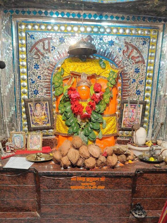 कलियुग में भागवत कथा से सर्व समाज का कल्याण होता है… व्यास आचार्य हरिदर्शन, शक्ति के सामुदायिक भवन में रही भागवत कथा की धूम,सिद्ध श्री हनुमान मंदिर सेवा परिवार थाना चौक ने किया था आयोजन, 29 अगस्त को भागवत कथा का हुआ समापन, धर्म प्रेमियों ने किया कथा श्रवण कलियुग में भागवत कथा से सर्व समाज का कल्याण होता है… व्यास आचार्य हरिदर्शन, शक्ति के सामुदायिक भवन में रही भागवत कथा की धूम,सिद्ध श्री हनुमान मंदिर सेवा परिवार थाना चौक ने किया था आयोजन, 29 अगस्त को भागवत कथा का हुआ समापन, धर्म प्रेमियों ने किया कथा श्रवण kshititech