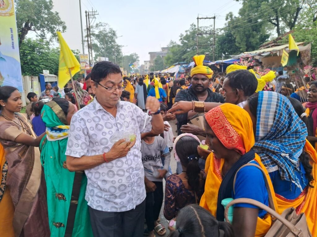 सामाजिक सौहाद्रबकी दिशा में श्यामसुंदर की अनुकरणीय पहल-विश्व आदिवासी दिवस पर निकली भव्य रैली का स्वागत किया नगर पालिका शक्ति के पूर्व अध्यक्ष श्यामसुंदर अग्रवाल ने, श्यामसुंदर ने दी आदिवासी समाज बंधुओ को बधाई सामाजिक सौहाद्रबकी दिशा में श्यामसुंदर की अनुकरणीय पहल-विश्व आदिवासी दिवस पर निकली भव्य रैली का स्वागत किया नगर पालिका शक्ति के पूर्व अध्यक्ष श्यामसुंदर अग्रवाल ने, श्यामसुंदर ने दी आदिवासी समाज बंधुओ को बधाई kshititech