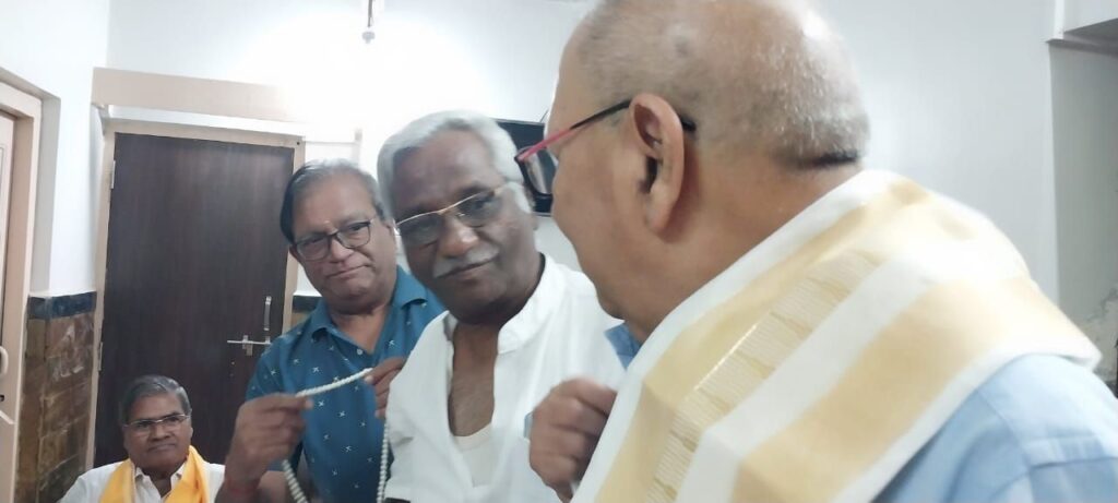 अग्रवाल समाज की चिंतन बैठक-प्री वेडिंग शूट पर लगाए गए प्रतिबंध को लागू करने का किया जाएगा प्रयास,दुर्ग,भिलाई , खुर्सीपार,औद्योगिक क्षेत्र के अग्रवाल समाज के पदाधिकारियों की सम्पन्न हुई संयुक्त बैठक अग्रवाल समाज की चिंतन बैठक-प्री वेडिंग शूट पर लगाए गए प्रतिबंध को लागू करने का किया जाएगा प्रयास,दुर्ग,भिलाई , खुर्सीपार,औद्योगिक क्षेत्र के अग्रवाल समाज के पदाधिकारियों की सम्पन्न हुई संयुक्त बैठक kshititech