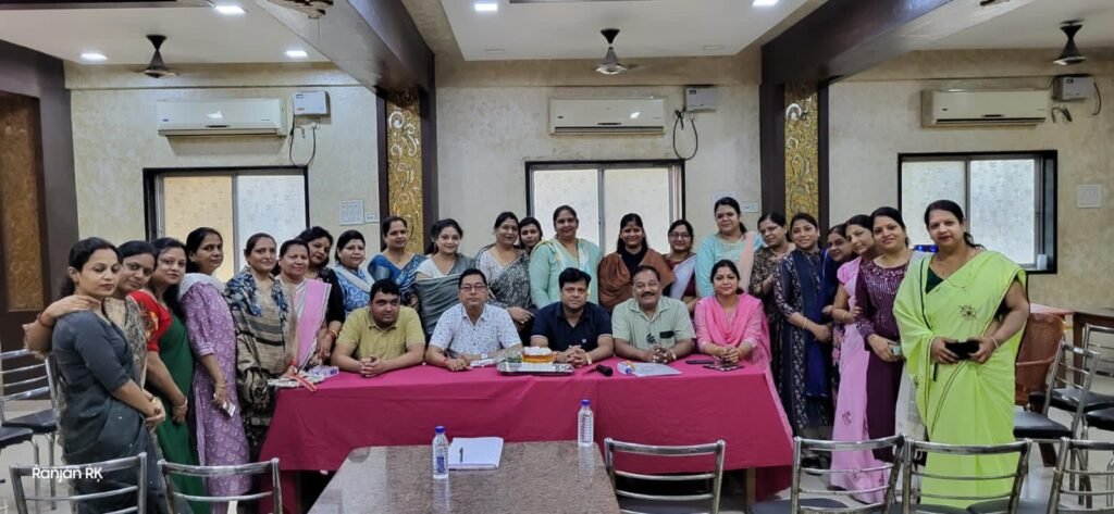 शक्ति के अग्रसेन जयंती समारोह में अग्रवाल महिला मंडल भी देगी सक्रिय योगदान, 23 अगस्त को शहर की महिला समितियो की जयंती समारोह को लेकर हुई संयुक्त बैठक, अग्रवाल सभा अध्यक्ष श्यामसुंदर अग्रवाल एवं जयंती समारोह समिति अध्यक्ष राजकुमार अग्रवाल रहे मौजूद, महिला समिति की श्रीमती आशा गोयल के जन्मदिन पर भी अग्रवाल सभा ने दी बधाई शक्ति के अग्रसेन जयंती समारोह में अग्रवाल महिला मंडल भी देगी सक्रिय योगदान, 23 अगस्त को शहर की महिला समितियो की जयंती समारोह को लेकर हुई संयुक्त बैठक, अग्रवाल सभा अध्यक्ष श्यामसुंदर अग्रवाल एवं जयंती समारोह समिति अध्यक्ष राजकुमार अग्रवाल रहे मौजूद, महिला समिति की श्रीमती आशा गोयल के जन्मदिन पर भी अग्रवाल सभा ने दी बधाई kshititech