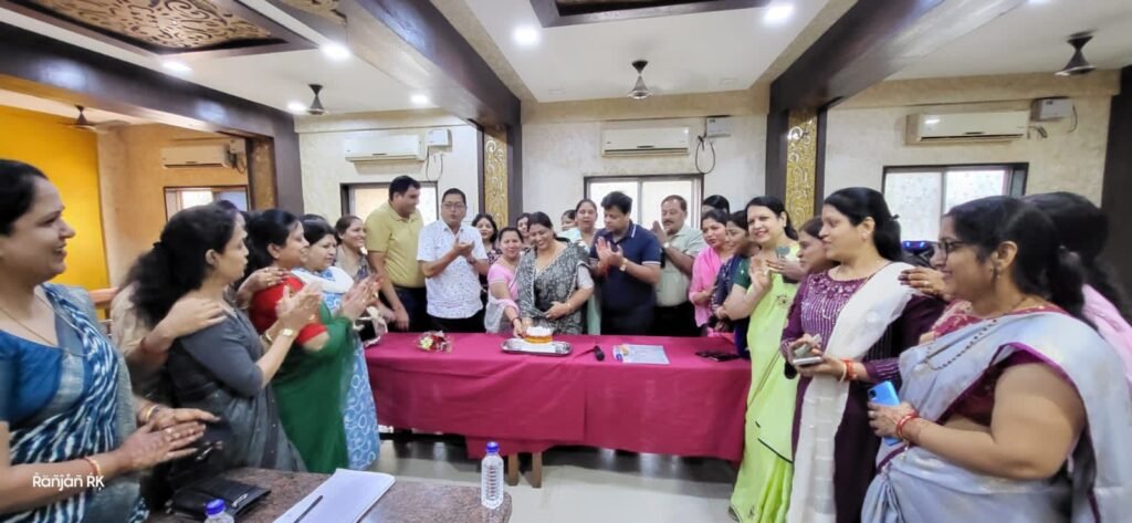 शक्ति के अग्रसेन जयंती समारोह में अग्रवाल महिला मंडल भी देगी सक्रिय योगदान, 23 अगस्त को शहर की महिला समितियो की जयंती समारोह को लेकर हुई संयुक्त बैठक, अग्रवाल सभा अध्यक्ष श्यामसुंदर अग्रवाल एवं जयंती समारोह समिति अध्यक्ष राजकुमार अग्रवाल रहे मौजूद, महिला समिति की श्रीमती आशा गोयल के जन्मदिन पर भी अग्रवाल सभा ने दी बधाई शक्ति के अग्रसेन जयंती समारोह में अग्रवाल महिला मंडल भी देगी सक्रिय योगदान, 23 अगस्त को शहर की महिला समितियो की जयंती समारोह को लेकर हुई संयुक्त बैठक, अग्रवाल सभा अध्यक्ष श्यामसुंदर अग्रवाल एवं जयंती समारोह समिति अध्यक्ष राजकुमार अग्रवाल रहे मौजूद, महिला समिति की श्रीमती आशा गोयल के जन्मदिन पर भी अग्रवाल सभा ने दी बधाई kshititech