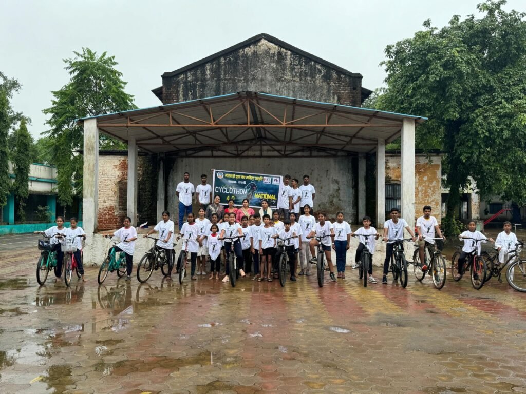 शक्ति की मारवाड़ी युवा मंच महिला जागृति शाखा ने किया साइक्लोथान 2024 का आयोजन,विजेता प्रतिभागियों को किया गया पुरस्कृत, महिला सदस्यों ने कहा- पर्यावरण संरक्षण एवं ईंधन बचाने राष्ट्रीय स्तर पर चल रहा अभियान, प्रतिभागियों ने भी राष्ट्रहित के लिए करी साइकलिंग kshititech