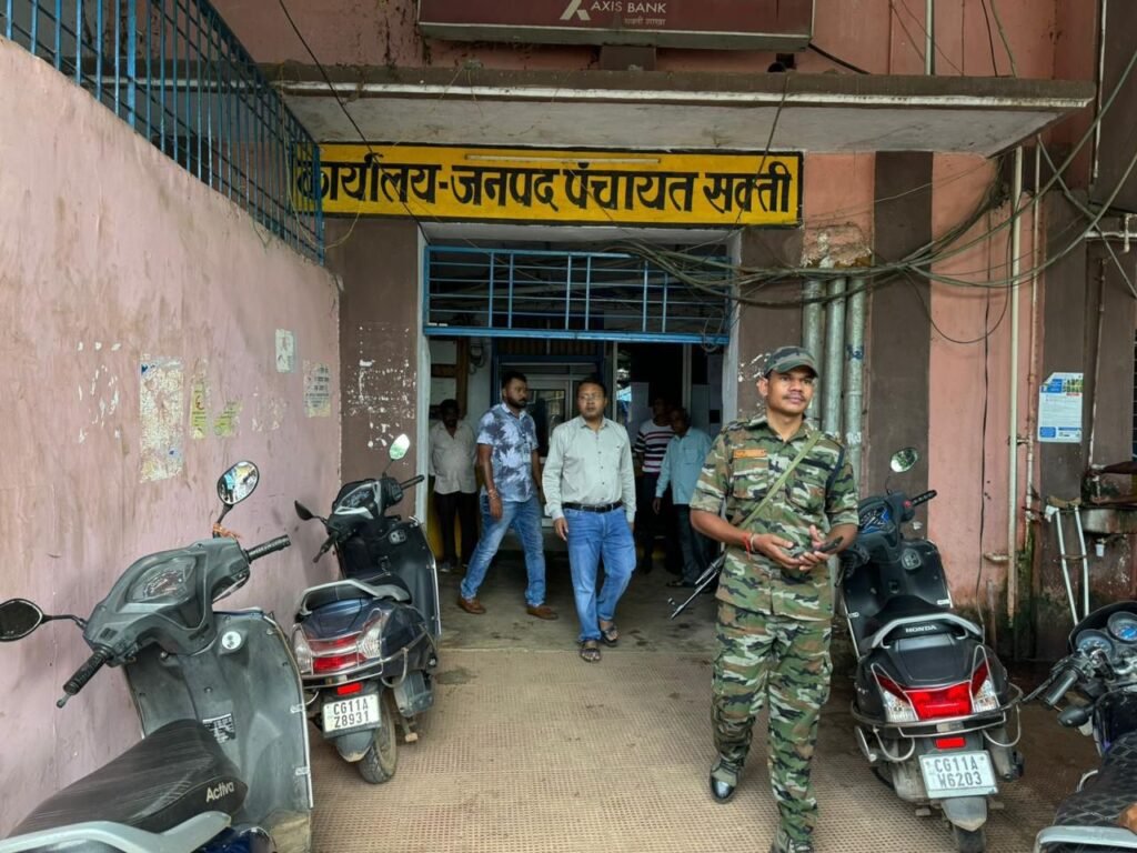 शक्ति शहर में हो रहे निर्माण कार्यों को लेकर कलेक्टर की भारी नाराजगी, सीएमओ के साथ किया विकास कार्यों का निरीक्षण, कहां गुणवत्ता पूर्वक समय पर हो काम, जनपद कार्यालय शक्ति में भी पहुंचे कलेक्टर साहब, स्वच्छता का ध्यान रखने के लिए निर्देश, शक्ति जिले में आकस्मिक मृत्यु पर दी गई सहायता राशि, शहर के अनेकों निर्माण कार्यों में भुगतान नहीं मिलने से ठेकेदारों ने ही बंद कर दिया है काम शक्ति शहर में हो रहे निर्माण कार्यों को लेकर कलेक्टर की भारी नाराजगी, सीएमओ के साथ किया विकास कार्यों का निरीक्षण, कहां गुणवत्ता पूर्वक समय पर हो काम, जनपद कार्यालय शक्ति में भी पहुंचे कलेक्टर साहब, स्वच्छता का ध्यान रखने के लिए निर्देश, शक्ति जिले में आकस्मिक मृत्यु पर दी गई सहायता राशि, शहर के अनेकों निर्माण कार्यों में भुगतान नहीं मिलने से ठेकेदारों ने ही बंद कर दिया है काम kshititech