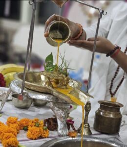 भोलेनाथ की आराधना में आर्ट ऑफ लिविंग परिवार- नैला जांजगीर के आर्ट ऑफ लिविंग परिवार द्वारा श्रावणी मास पर किया गया रुद्राभिषेक कार्यक्रम का आयोजन, मुख्य आश्रम बेंगलुरु से पहुंची साध्वी मां मुक्ति जी ने कराई पूजा, सत्संग एवं भक्ति का मार्ग दिखाते है श्री श्री रविशंकर जी महाराज भोलेनाथ की आराधना में आर्ट ऑफ लिविंग परिवार- नैला जांजगीर के आर्ट ऑफ लिविंग परिवार द्वारा श्रावणी मास पर किया गया रुद्राभिषेक कार्यक्रम का आयोजन, मुख्य आश्रम बेंगलुरु से पहुंची साध्वी मां मुक्ति जी ने कराई पूजा, सत्संग एवं भक्ति का मार्ग दिखाते है श्री श्री रविशंकर जी महाराज kshititech