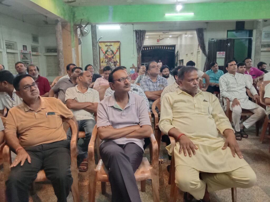 अग्रवाल सभा शक्ति की बैठक संपन्न,अग्रसेन जयंती मनाने को लेकर हुई चर्चा, समाज के ग्रेजुएट बेरोजगार नव युवकों को स्वरोजगार की दिशा में कंप्यूटर टेली कोर्स सीखाने का हुआ निर्णय, 3 अक्टूबर को धूमधाम से अग्रवाल समाज मनाएगा अग्रसेन जयंती अग्रवाल सभा शक्ति की बैठक संपन्न,अग्रसेन जयंती मनाने को लेकर हुई चर्चा, समाज के ग्रेजुएट बेरोजगार नव युवकों को स्वरोजगार की दिशा में कंप्यूटर टेली कोर्स सीखाने का हुआ निर्णय, 3 अक्टूबर को धूमधाम से अग्रवाल समाज मनाएगा अग्रसेन जयंती kshititech