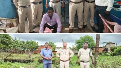 अवैध महुआ लहान के भंडारण पर आबकारी विभाग शक्ति की छापामार कार्रवाई, कलेक्टर एवं जिला आबकारी अधिकारी के निर्देश पर की गई कार्रवाई, आबकारी वृत्त शक्ति/ मालखरौदा के प्रभारी कोमल सिंह सिदार की सक्रियता,सिदार ने कहा- ऐसे अवैध महुआ शराब पर विभाग कर रहा नियमित करवाई अवैध महुआ लहान के भंडारण पर आबकारी विभाग शक्ति की छापामार कार्रवाई, कलेक्टर एवं जिला आबकारी अधिकारी के निर्देश पर की गई कार्रवाई, आबकारी वृत्त शक्ति/ मालखरौदा के प्रभारी कोमल सिंह सिदार की सक्रियता,सिदार ने कहा- ऐसे अवैध महुआ शराब पर विभाग कर रहा नियमित करवाई kshititech