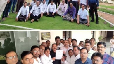 रजिस्ट्री में ई एप्प लागू होने के निर्णय से नाराज स्टाम्प वेंडर,संघ का कहना-ई एप्प लागू होने से रोटी रोटी का संकट हो जाएगा खड़ा, उच्चाधिकारियों से मिले संघ के सदस्य, आश्वासन मिलने के बाद हड़ताल नहीं करने की दी जानकारी kshititech