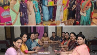 अग्रसेन जयंती के कार्यक्रमों में महिलाओं की सक्रियता से संपन्न हो रहे हो रही विभिन्न प्रतिस्पर्धाएं, शहरी सास- गांव की बहू प्रतियोगिता में दी महिलाओं ने सुंदर प्रस्तुति, वर्तमान परिवेश पर कार्यक्रमों के माध्यम से कर रही भावनाएं व्यक्त,लक्की गेम के विजेताओं को भी किया जा रहा तत्काल सम्मानित, 3 अक्टूबर की शोभायात्रा में एक ड्रेस कोड में नजर आएंगे अग्रवाल महिला मंडल के सदस्य अग्रसेन जयंती के कार्यक्रमों में महिलाओं की सक्रियता से संपन्न हो रहे हो रही विभिन्न प्रतिस्पर्धाएं, शहरी सास- गांव की बहू प्रतियोगिता में दी महिलाओं ने सुंदर प्रस्तुति, वर्तमान परिवेश पर कार्यक्रमों के माध्यम से कर रही भावनाएं व्यक्त,लक्की गेम के विजेताओं को भी किया जा रहा तत्काल सम्मानित, 3 अक्टूबर की शोभायात्रा में एक ड्रेस कोड में नजर आएंगे अग्रवाल महिला मंडल के सदस्य kshititech