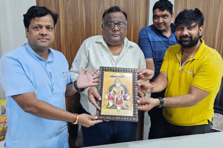 घर-घर विराजेंगे अग्रसेन जी- अग्रसेन जयंती समारोह समिति शक्ति द्वारा अग्रकुल प्रवर्तक अग्रसेन जी की फोटो का हुआ विमोचन, शक्ति के प्रत्येक अग्रवाल परिवार तक पहुंचाई जाएगी अग्रसेन जी की फोटो, पूरी दुनिया में दानवीरता एवं सेवा कार्यों के लिए जाना जाता है अग्रोहा नरेश महाराजाधिराज अग्रसेन जी को घर-घर विराजेंगे अग्रसेन जी- अग्रसेन जयंती समारोह समिति शक्ति द्वारा अग्रकुल प्रवर्तक अग्रसेन जी की फोटो का हुआ विमोचन, शक्ति के प्रत्येक अग्रवाल परिवार तक पहुंचाई जाएगी अग्रसेन जी की फोटो, पूरी दुनिया में दानवीरता एवं सेवा कार्यों के लिए जाना जाता है अग्रोहा नरेश महाराजाधिराज अग्रसेन जी को kshititech