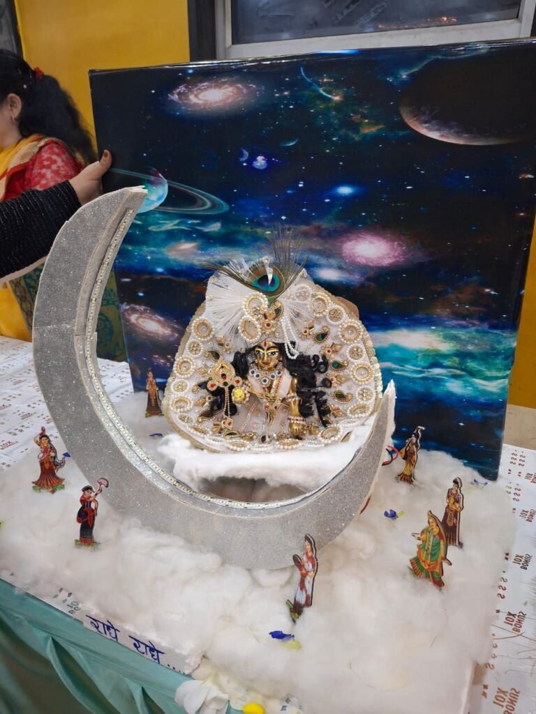 शक्ति की अग्रवाल महिला मंडल की भी अग्रसेन जयंती समारोह में हो रही सक्रिय भागीदारी, महिला मंडल द्वारा 18 सितंबर से प्रारंभ हुई विभिन्न प्रतिस्पर्धाएं, 19 सितंबर को भी लक्की गेम की विजेता रही श्रीमती अंजना नितिन एवं पूजा विक्की अग्रवाल, प्रतिदिन संपन्न हो रही प्रतिस्पर्धाओ में दिख रहा भारी उत्साह शक्ति की अग्रवाल महिला मंडल की भी अग्रसेन जयंती समारोह में हो रही सक्रिय भागीदारी, महिला मंडल द्वारा 18 सितंबर से प्रारंभ हुई विभिन्न प्रतिस्पर्धाएं, 19 सितंबर को भी लक्की गेम की विजेता रही श्रीमती अंजना नितिन एवं पूजा विक्की अग्रवाल, प्रतिदिन संपन्न हो रही प्रतिस्पर्धाओ में दिख रहा भारी उत्साह kshititech