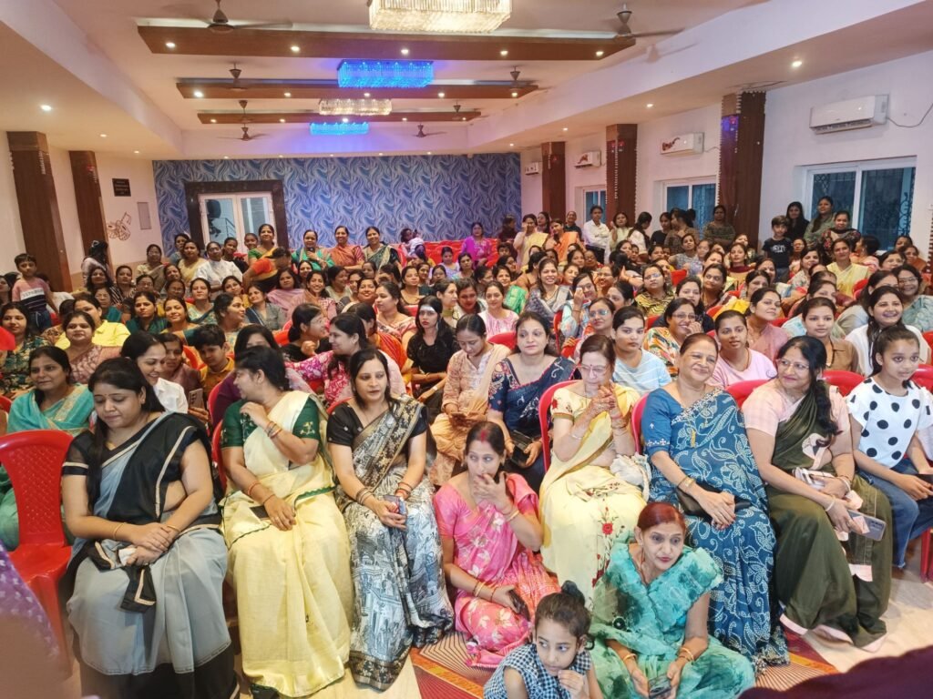 शक्ति की अग्रवाल महिला मंडल की भी अग्रसेन जयंती समारोह में हो रही सक्रिय भागीदारी, महिला मंडल द्वारा 18 सितंबर से प्रारंभ हुई विभिन्न प्रतिस्पर्धाएं, 19 सितंबर को भी लक्की गेम की विजेता रही श्रीमती अंजना नितिन एवं पूजा विक्की अग्रवाल, प्रतिदिन संपन्न हो रही प्रतिस्पर्धाओ में दिख रहा भारी उत्साह शक्ति की अग्रवाल महिला मंडल की भी अग्रसेन जयंती समारोह में हो रही सक्रिय भागीदारी, महिला मंडल द्वारा 18 सितंबर से प्रारंभ हुई विभिन्न प्रतिस्पर्धाएं, 19 सितंबर को भी लक्की गेम की विजेता रही श्रीमती अंजना नितिन एवं पूजा विक्की अग्रवाल, प्रतिदिन संपन्न हो रही प्रतिस्पर्धाओ में दिख रहा भारी उत्साह kshititech