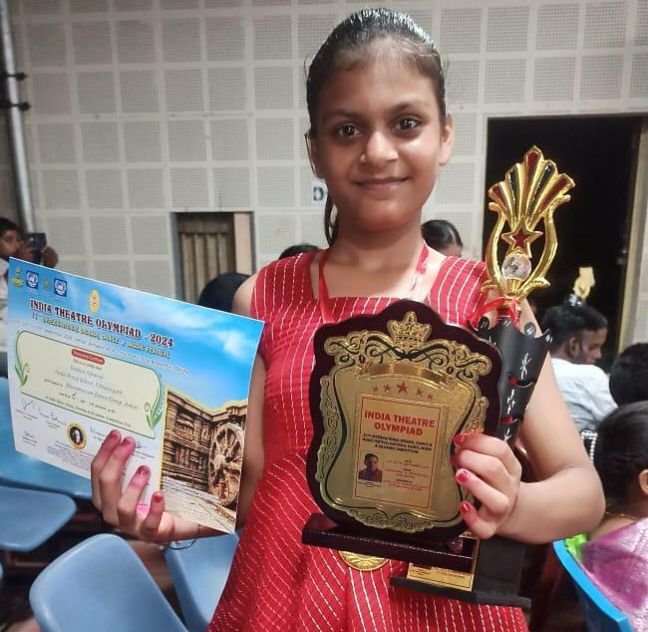 शक्ति की गौरव सिंधुजा- शक्ति के जिंदल वर्ल्ड स्कूल की छात्रा सिंधुजा अग्रवाल ने जगन्नाथ पुरी में आयोजित इंडियन थिएटर ओलंपियाड 2024 में किया बेहतर प्रदर्शन, शक्ति के मां शारदा प्लाई के संचालक सुमित अग्रवाल की बिटिया है सिंधुजा kshititech