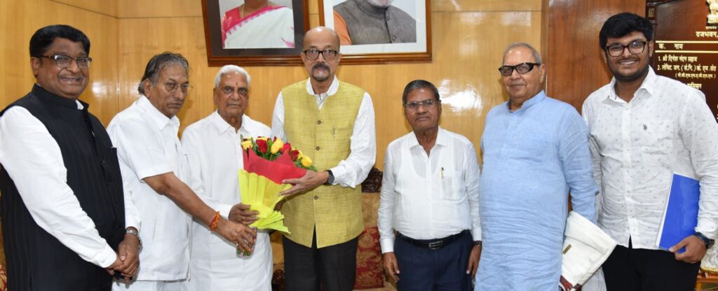 आएंगे राज्यपाल साहाब- 13 अक्टूबर को अग्रवाल संगठन के कार्यक्रम में मुख्य अतिथि होंगे छत्तीसगढ़ के महामहिम राज्यपाल रमन डेका,S N पैलेस में आयोजित कार्यक्रम में रायपुर सांसद सहित अग्रवाल समाज के विधायक भी होंगे शामिल, प्रांतीय बैठक सहित अग्रसेन जयंती का भी होगा कार्यक्रम आएंगे राज्यपाल साहाब- 13 अक्टूबर को अग्रवाल संगठन के कार्यक्रम में मुख्य अतिथि होंगे छत्तीसगढ़ के महामहिम राज्यपाल रमन डेका,S N पैलेस में आयोजित कार्यक्रम में रायपुर सांसद सहित अग्रवाल समाज के विधायक भी होंगे शामिल, प्रांतीय बैठक सहित अग्रसेन जयंती का भी होगा कार्यक्रम kshititech