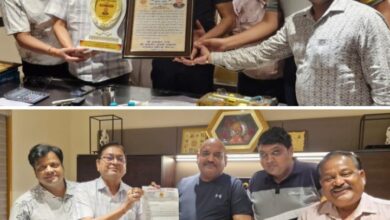 समाजसेवी पवन अग्रवाल का किया सम्मान- अग्रवाल सभा एवं अग्रसेन जयंती समारोह समिति शक्ति ने विशिष्ट अतिथि पवन अग्रवाल का बिलासपुर पहुंचकर किया सम्मान, पवन अग्रवाल के सहयोग के लिए भी अग्रवाल समाज ने किया आभार व्यक्त, शक्ति में अग्रवाल समाज के प्रस्तावित कन्या भवन को लेकर भी हुई पवन जी से चर्चा समाजसेवी पवन अग्रवाल का किया सम्मान- अग्रवाल सभा एवं अग्रसेन जयंती समारोह समिति शक्ति ने विशिष्ट अतिथि पवन अग्रवाल का बिलासपुर पहुंचकर किया सम्मान, पवन अग्रवाल के सहयोग के लिए भी अग्रवाल समाज ने किया आभार व्यक्त, शक्ति में अग्रवाल समाज के प्रस्तावित कन्या भवन को लेकर भी हुई पवन जी से चर्चा kshititech