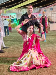 शक्ति के पापा ढाबा लान में हुआ गबेल गरबा नाइट का रंगारंग आयोजन, फैमिली गरबा नाइट में माता की धुन पर थिरके समाज बंधु शक्ति के पापा ढाबा लान में हुआ गबेल गरबा नाइट का रंगारंग आयोजन, फैमिली गरबा नाइट में माता की धुन पर थिरके समाज बंधु kshititech