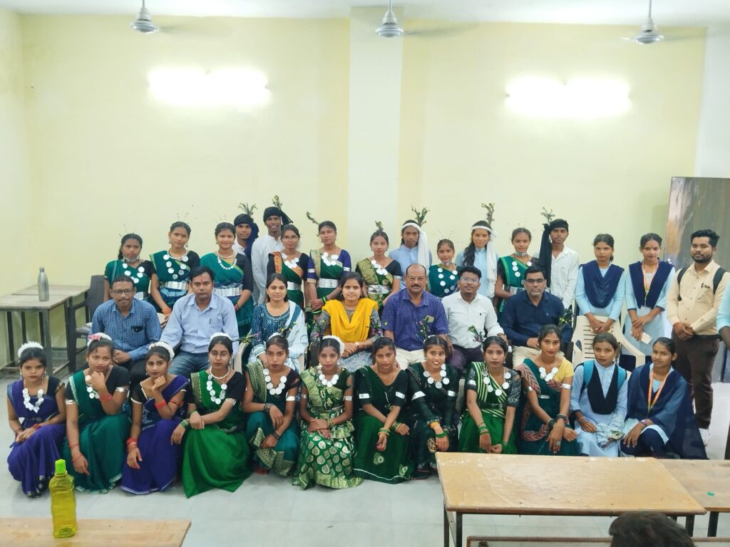 अग्रणी महाविद्यालय में अग्रणी कार्यक्रम- रासेयो के कार्यक्रम अधिकारियों का माय भारत पोर्टल में पंजीयन जिला सक्ति के NSS डायरी एवं बैज वितरण कार्यक्रम सहित शासकीय क्रांति कुमार भारतीय महाविद्यालय में हुआ कुल उत्सव का आयोजन अग्रणी महाविद्यालय में अग्रणी कार्यक्रम- रासेयो के कार्यक्रम अधिकारियों का माय भारत पोर्टल में पंजीयन जिला सक्ति के NSS डायरी एवं बैज वितरण कार्यक्रम सहित शासकीय क्रांति कुमार भारतीय महाविद्यालय में हुआ कुल उत्सव का आयोजन kshititech