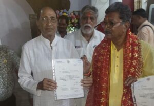 शक्ति विधायक जी की सक्रियता- चरण दास महंत ने अपने विधानसभा क्षेत्र में की नए प्रतिनिधियो की नियुक्ति, ठाकुर गुलजार सिंह जिला पंचायत शक्ति, आनंद अग्रवाल देखेंगे खाद्य विभाग, उगेंद्र पप्पू उप जेल तो वहीं रूपनारायण साहू नगर पंचायत बाराद्वार, पंडित घनश्याम प्रसाद पांडेय लोक स्वास्थ्य यांत्रिकी विभाग शक्ति के होंगे विधायक प्रतिनिधि, आम जनता के छोटे-छोटे कामों में सहयोग करेंगे महंत जी के विधायक प्रतिनिधि शक्ति विधायक जी की सक्रियता- चरण दास महंत ने अपने विधानसभा क्षेत्र में की नए प्रतिनिधियो की नियुक्ति, ठाकुर गुलजार सिंह जिला पंचायत शक्ति, आनंद अग्रवाल देखेंगे खाद्य विभाग, उगेंद्र पप्पू उप जेल तो वहीं रूपनारायण साहू नगर पंचायत बाराद्वार, पंडित घनश्याम प्रसाद पांडेय लोक स्वास्थ्य यांत्रिकी विभाग शक्ति के होंगे विधायक प्रतिनिधि, आम जनता के छोटे-छोटे कामों में सहयोग करेंगे महंत जी के विधायक प्रतिनिधि kshititech