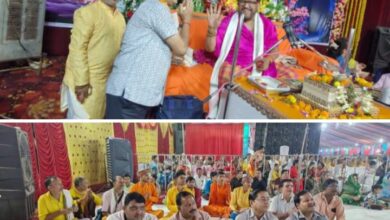 अग्रवाल सभा अध्यक्ष श्यामसुंदर अग्रवाल ने लिया महामंडलेश्वर अमृतानंद सरस्वती भरत महाराज का आशीर्वाद, राष्ट्रीय स्तर के धार्मिक अनुष्ठान में दर्शन करने पहुंचे श्याम सुंदर ने कहा ऐसा आयोजन हम सभी के लिए गौरवशाली, राधे राधे एवं भोलेनाथ के श्री घोष से गूंजायमान हो उठा है पूरा शिवरीनारायण अग्रवाल सभा अध्यक्ष श्यामसुंदर अग्रवाल ने लिया महामंडलेश्वर अमृतानंद सरस्वती भरत महाराज का आशीर्वाद, राष्ट्रीय स्तर के धार्मिक अनुष्ठान में दर्शन करने पहुंचे श्याम सुंदर ने कहा ऐसा आयोजन हम सभी के लिए गौरवशाली, राधे राधे एवं भोलेनाथ के श्री घोष से गूंजायमान हो उठा है पूरा शिवरीनारायण kshititech