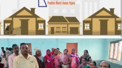 शक्ति शहर में भी अब मिलेंगे और पक्के मकान- नगर पालिका शक्ति ने लगाया विशेष शिविर- प्रधानमंत्री आवास के लिए हितग्राहियों से लिए गए आवेदन, नगर पालिका अध्यक्ष, सीएमओ के साथ विधायक प्रतिनिधि गेवाडीन भी रहे मौजूद,हितग्राहियों ने किया नगरपालिका का धन्यवाद,गेवाडीन ने कहा-पात्र हितग्राहियों को शीघ्र ही होगी आवास आवंटन की प्रक्रिया kshititech