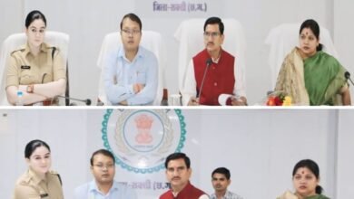 मंत्री बनने के बाद पहली बार शक्ति पहुंचे तोखन साहू ने जिला स्तर के अधिकारियों से कहा- केंद्र एवं राज्य सरकार की योजनाओं में नहीं होनी चाहिए कोई लापरवाही,प्रधानमंत्री आवास के लिए लगाए मेला एवं सरकार की योजनाओं का अंतिम छोर तक करें व्यापक प्रचार, कलेक्टर टोपनो एवं SP अंकिता भी रही मौजूद मंत्री बनने के बाद पहली बार शक्ति पहुंचे तोखन साहू ने जिला स्तर के अधिकारियों से कहा- केंद्र एवं राज्य सरकार की योजनाओं में नहीं होनी चाहिए कोई लापरवाही,प्रधानमंत्री आवास के लिए लगाए मेला एवं सरकार की योजनाओं का अंतिम छोर तक करें व्यापक प्रचार, कलेक्टर टोपनो एवं SP अंकिता भी रही मौजूद kshititech