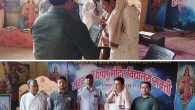 सरस्वती शिशु मंदिर के भारत माता आरती कार्यक्रम में पहुंचे भारतीय जीवन बीमा निगम के पूर्व विकास अधिकारी, विद्यालय प्रबंधन ने किया शाल श्रीफल से सम्मान kshititech