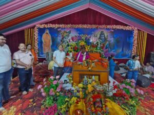 अग्रवाल सभा अध्यक्ष श्यामसुंदर अग्रवाल ने लिया महामंडलेश्वर अमृतानंद सरस्वती भरत महाराज का आशीर्वाद, राष्ट्रीय स्तर के धार्मिक अनुष्ठान में दर्शन करने पहुंचे श्याम सुंदर ने कहा ऐसा आयोजन हम सभी के लिए गौरवशाली, राधे राधे एवं भोलेनाथ के श्री घोष से गूंजायमान हो उठा है पूरा शिवरीनारायण अग्रवाल सभा अध्यक्ष श्यामसुंदर अग्रवाल ने लिया महामंडलेश्वर अमृतानंद सरस्वती भरत महाराज का आशीर्वाद, राष्ट्रीय स्तर के धार्मिक अनुष्ठान में दर्शन करने पहुंचे श्याम सुंदर ने कहा ऐसा आयोजन हम सभी के लिए गौरवशाली, राधे राधे एवं भोलेनाथ के श्री घोष से गूंजायमान हो उठा है पूरा शिवरीनारायण kshititech