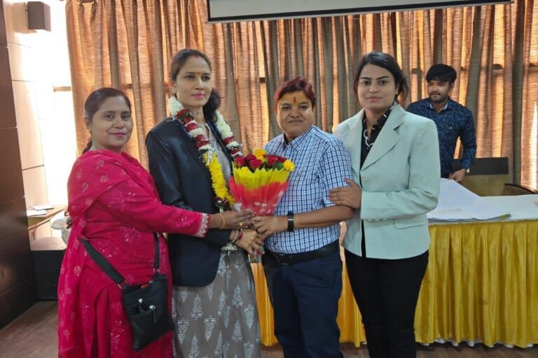 छत्तीसगढ़ जनर्लिस्ट वेलफेयर यूनियन की प्रदेश कार्यकारिणी की बैठक 17 नवंबर को संपन्न, 9 दिसंबर के जांजगीर-चांपा अधिवेशन में होगी नई कार्यकारिणी की घोषणा, प्रदेश अध्यक्ष अमित गौतम ने कहा पत्रकार हितों के लिए सदैव यूनियन ने किया है काम kshititech