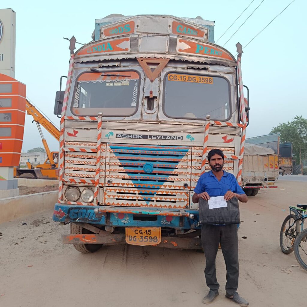 पुलिस की 10 खबरें एक साथ- शक्ति जिले में शराब पीकर गाड़ी चलाना बड़ा महंगा, दो चालकों पर दस-दस हजार का जुर्माना,डभरा पुलिस ने दर्ज किये अवैध शराब के मामले एवं डीजल चोरी सहित छेड़छाड़ के आरोपी को किया गिरफ्तार, शक्ति पुलिस की अपील- मोटरसाइकिल वाहनों को लॉक करके ही रखें बाहर, मोटरसाइकिल चोर है सक्रिय,SP अंकिता शर्मा के मार्गदर्शन में पुलिस अधिकारी कार्रवाई को लेकर सक्रिय पुलिस की 10 खबरें एक साथ- शक्ति जिले में शराब पीकर गाड़ी चलाना बड़ा महंगा, दो चालकों पर दस-दस हजार का जुर्माना,डभरा पुलिस ने दर्ज किये अवैध शराब के मामले एवं डीजल चोरी सहित छेड़छाड़ के आरोपी को किया गिरफ्तार, शक्ति पुलिस की अपील- मोटरसाइकिल वाहनों को लॉक करके ही रखें बाहर, मोटरसाइकिल चोर है सक्रिय,SP अंकिता शर्मा के मार्गदर्शन में पुलिस अधिकारी कार्रवाई को लेकर सक्रिय kshititech