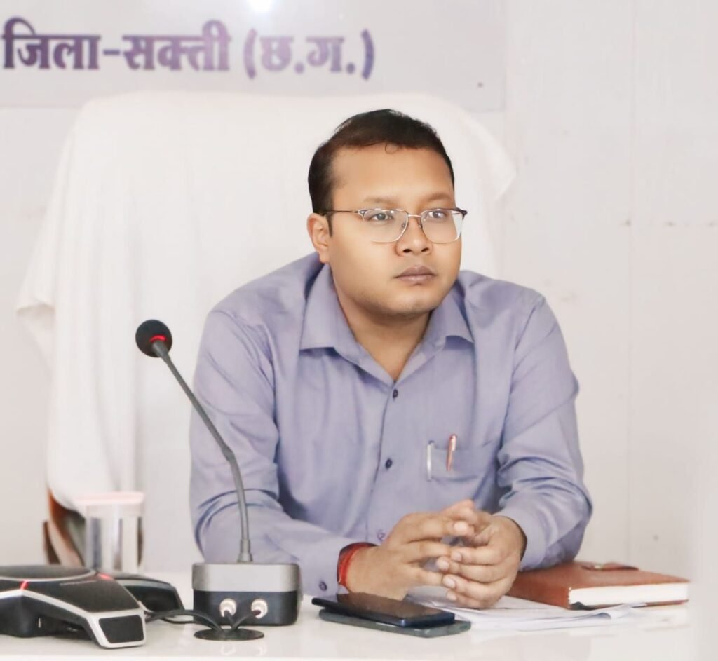 शक्ति जिला प्रशासन 07 खबरें एक साथ- शक्ति जिले में पंचायत एवं निकाय चुनाव की तैयारियां प्रारंभ- कलेक्टर तोपनों ने रिटर्निग ऑफिसर एवं सहायक रिटर्निग ऑफिसरो की करी नियुक्ति, जिले में धान खरीदी केंद्रों में बारदाने की है समुचित व्यवस्था,कलेक्टर तोपनों के निर्देशन में चल रहा धान खरीदी का काम kshititech