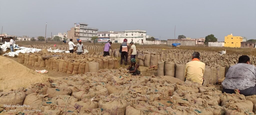 शक्ति जिला प्रशासन 07 खबरें एक साथ- शक्ति जिले में पंचायत एवं निकाय चुनाव की तैयारियां प्रारंभ- कलेक्टर तोपनों ने रिटर्निग ऑफिसर एवं सहायक रिटर्निग ऑफिसरो की करी नियुक्ति, जिले में धान खरीदी केंद्रों में बारदाने की है समुचित व्यवस्था,कलेक्टर तोपनों के निर्देशन में चल रहा धान खरीदी का काम kshititech