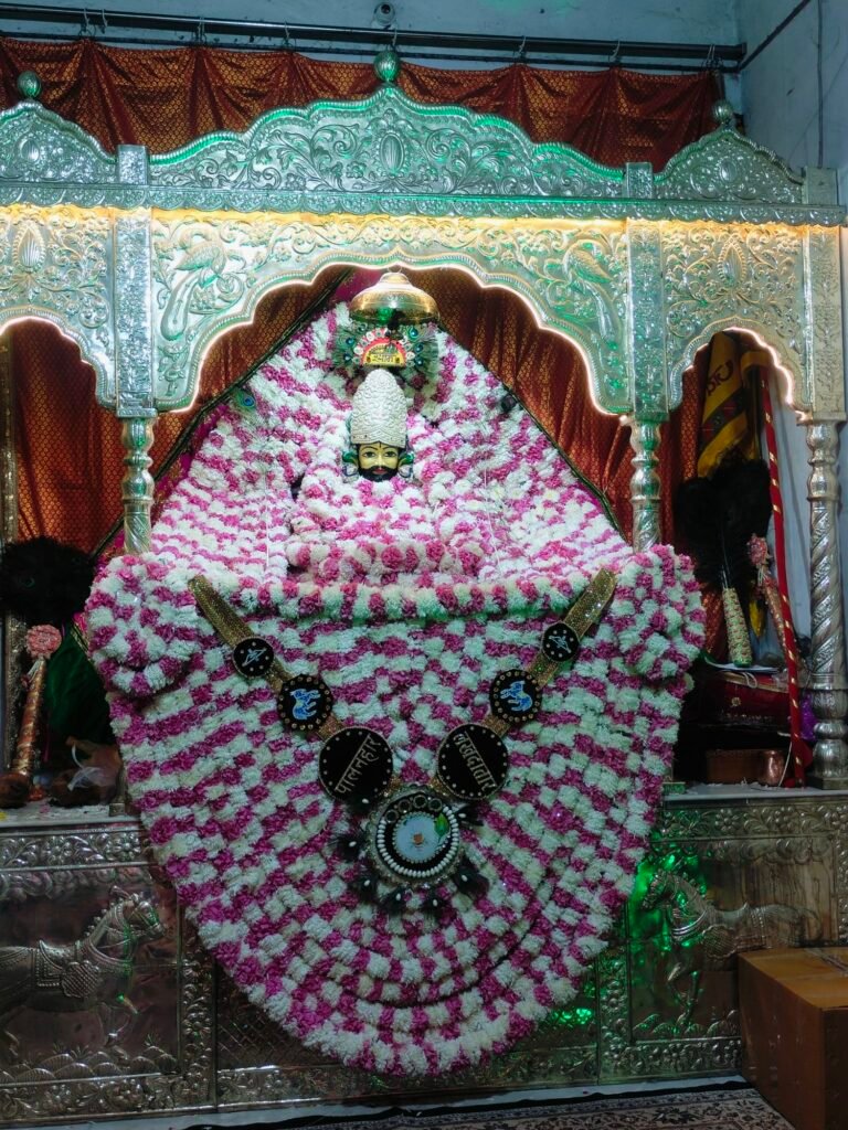 नगर पंचायत अध्यक्ष सोनसाय की अनुकरणीय पहल- देवउठनी एकादशी पर शहर के गोठान में किया गौ माता की पूजा अर्चना का सामूहिक कार्यक्रम एवं गौ भोज का कार्यक्रम, सोनसाय ने कहा- गौ माता भारतीय संस्कृति में पूज्यनीय, हमें गौ संरक्षण की दिशा में करना चाहिए कार्य,सोनसाय ने दी शहर वासियों को देवउठनी एकादशी की बधाई नगर पंचायत अध्यक्ष सोनसाय की अनुकरणीय पहल- देवउठनी एकादशी पर शहर के गोठान में किया गौ माता की पूजा अर्चना का सामूहिक कार्यक्रम एवं गौ भोज का कार्यक्रम, सोनसाय ने कहा- गौ माता भारतीय संस्कृति में पूज्यनीय, हमें गौ संरक्षण की दिशा में करना चाहिए कार्य,सोनसाय ने दी शहर वासियों को देवउठनी एकादशी की बधाई kshititech