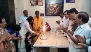 रीना का जन्मदिन बना खास-छत्तीसगढ़ विधानसभा के नेता प्रतिपक्ष महंत जी पहुंचे रीना के निवास, रीना के जन्मदिन पर दी बधाई,सुबह से ही बधाई देने वाले प्रशंसकों का रहा जमावड़ा, प्रदेश की दिग्गज राजनैतिक, सामाजिक हस्तियों ने भी दी रीना गेवाडीन को जन्मदिन की बधाई रीना का जन्मदिन बना खास-छत्तीसगढ़ विधानसभा के नेता प्रतिपक्ष महंत जी पहुंचे रीना के निवास, रीना के जन्मदिन पर दी बधाई,सुबह से ही बधाई देने वाले प्रशंसकों का रहा जमावड़ा, प्रदेश की दिग्गज राजनैतिक, सामाजिक हस्तियों ने भी दी रीना गेवाडीन को जन्मदिन की बधाई kshititech