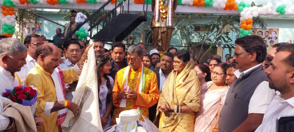 जन्मदिन पर भोले के दरबार में पहुंचे महंत- मेरे कार्यकर्ता एवं वरिष्ठ जनों का आशीर्वाद ही है मेरी पूंजी, अपने जन्मदिन पर बोले नेता प्रतिपक्ष महंत जी, कार्यकर्ताओं एवं समर्थकों के बीच मनाया महंत ने अपना जन्मदिन,जन्मदिन पर हुआ निशुल्क चिकित्सा जांच शिविर का आयोजन, शक्ति के बिसाहू दास महंत उद्यान में हुआ दोपहर भंडारे का आयोजन, जगह-जगह कार्यकर्ताओं ने मनाया जन्मदिन जन्मदिन पर भोले के दरबार में पहुंचे महंत- मेरे कार्यकर्ता एवं वरिष्ठ जनों का आशीर्वाद ही है मेरी पूंजी, अपने जन्मदिन पर बोले नेता प्रतिपक्ष महंत जी, कार्यकर्ताओं एवं समर्थकों के बीच मनाया महंत ने अपना जन्मदिन,जन्मदिन पर हुआ निशुल्क चिकित्सा जांच शिविर का आयोजन, शक्ति के बिसाहू दास महंत उद्यान में हुआ दोपहर भंडारे का आयोजन, जगह-जगह कार्यकर्ताओं ने मनाया जन्मदिन kshititech