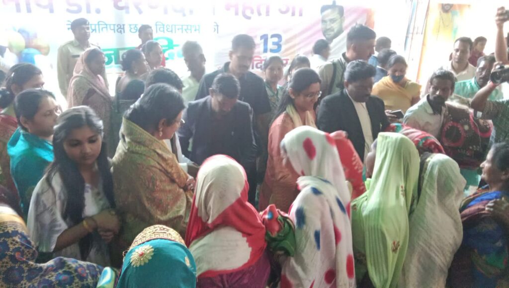 जन्मदिन पर भोले के दरबार में पहुंचे महंत- मेरे कार्यकर्ता एवं वरिष्ठ जनों का आशीर्वाद ही है मेरी पूंजी, अपने जन्मदिन पर बोले नेता प्रतिपक्ष महंत जी, कार्यकर्ताओं एवं समर्थकों के बीच मनाया महंत ने अपना जन्मदिन,जन्मदिन पर हुआ निशुल्क चिकित्सा जांच शिविर का आयोजन, शक्ति के बिसाहू दास महंत उद्यान में हुआ दोपहर भंडारे का आयोजन, जगह-जगह कार्यकर्ताओं ने मनाया जन्मदिन जन्मदिन पर भोले के दरबार में पहुंचे महंत- मेरे कार्यकर्ता एवं वरिष्ठ जनों का आशीर्वाद ही है मेरी पूंजी, अपने जन्मदिन पर बोले नेता प्रतिपक्ष महंत जी, कार्यकर्ताओं एवं समर्थकों के बीच मनाया महंत ने अपना जन्मदिन,जन्मदिन पर हुआ निशुल्क चिकित्सा जांच शिविर का आयोजन, शक्ति के बिसाहू दास महंत उद्यान में हुआ दोपहर भंडारे का आयोजन, जगह-जगह कार्यकर्ताओं ने मनाया जन्मदिन kshititech