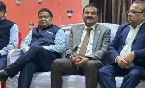देश के CA की सर्वोच्च संवैधानिक संस्था ICAI में पहुंचने वाले शक्ति के प्रतिष्ठित CA दिनेश अग्रवाल का शक्ति शहर वासियों ने किया सम्मान, दिनेश ने कहा-सक्ति है मेरी जन्मभूमि,व्यापार हित के लिए अच्छे सुझाव के माध्यम से नीति निर्धारण में रखूंगा बातें, अग्रवाल सभा अध्यक्ष श्यामसुंदर ने कहा- दिनेश जी हैं पूरे छत्तीसगढ़ के गौरव देश के CA की सर्वोच्च संवैधानिक संस्था ICAI में पहुंचने वाले शक्ति के प्रतिष्ठित CA दिनेश अग्रवाल का शक्ति शहर वासियों ने किया सम्मान, दिनेश ने कहा-सक्ति है मेरी जन्मभूमि,व्यापार हित के लिए अच्छे सुझाव के माध्यम से नीति निर्धारण में रखूंगा बातें, अग्रवाल सभा अध्यक्ष श्यामसुंदर ने कहा- दिनेश जी हैं पूरे छत्तीसगढ़ के गौरव kshititech