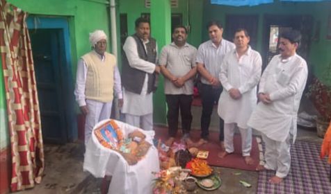 नारायण चौहान के निधन पर श्रद्धांजलि अर्पित किया कॉग्रेस नेताओं ने,दशकर्म में पहुंचे जिले भर के कांग्रेस नेता,सामाजिक कार्यकर्ता के रूप में लोकप्रिय थे नारायण नारायण चौहान के निधन पर श्रद्धांजलि अर्पित किया कॉग्रेस नेताओं ने,दशकर्म में पहुंचे जिले भर के कांग्रेस नेता,सामाजिक कार्यकर्ता के रूप में लोकप्रिय थे नारायण kshititech