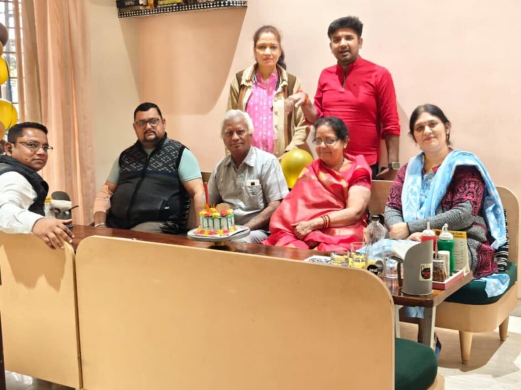 आचार्य का जन्मदिन-जर्नलिस्ट वेलफेयर यूनियन के उपाध्यक्ष महेश आचार्य को यूनियन के पदाधिकारियो ने दी निवास पर पहुंचकर जन्मदिन की बधाई, प्रदेश अध्यक्ष अमित गौतम की उपस्थिति में नुक्कड़ कैफे में केक काट कर मनाया गया जन्मदिन,तिलका,मुक्ता,राहुल,महंत भी रहे मौजूद आचार्य का जन्मदिन-जर्नलिस्ट वेलफेयर यूनियन के उपाध्यक्ष महेश आचार्य को यूनियन के पदाधिकारियो ने दी निवास पर पहुंचकर जन्मदिन की बधाई, प्रदेश अध्यक्ष अमित गौतम की उपस्थिति में नुक्कड़ कैफे में केक काट कर मनाया गया जन्मदिन,तिलका,मुक्ता,राहुल,महंत भी रहे मौजूद kshititech