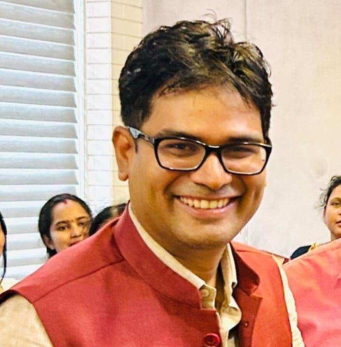 छत्तीसगढ़ पंजीयन एवं मुद्रांक कार्यपालिक अधिकारी / कर्मचारी कल्याण संघ, रायपुर ने किया प्रदेश के वित्त मंत्री ओपी चौधरी का आभार व्यक्त,संघ ने कहा- संवेदनशीलता एवं न्यायशीलता के प्रतीक है चौधरी साहब, मामला था रजिस्ट्रार साहब की बहाली का छत्तीसगढ़ पंजीयन एवं मुद्रांक कार्यपालिक अधिकारी / कर्मचारी कल्याण संघ, रायपुर ने किया प्रदेश के वित्त मंत्री ओपी चौधरी का आभार व्यक्त,संघ ने कहा- संवेदनशीलता एवं न्यायशीलता के प्रतीक है चौधरी साहब, मामला था रजिस्ट्रार साहब की बहाली का kshititech