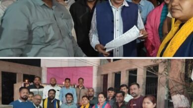 दुर्ग जिले में बीजापुर के पत्रकार मुकेश चंद्राकर की निर्मम हत्या के विरोध में जनरलिस्ट वेलफेयर यूनियन ने निकाला कैंडल मार्च, पत्रकार साथियों ने करी कड़ी निंदा तथा सौपा ज्ञापन, पत्रकार सुरक्षा कानून लागू करने की भी की गई मांग, लोकतंत्र के चौथे स्तंभ के साथ हुई इस घटना पर यूनियन ने जताया कड़ा विरोध kshititech