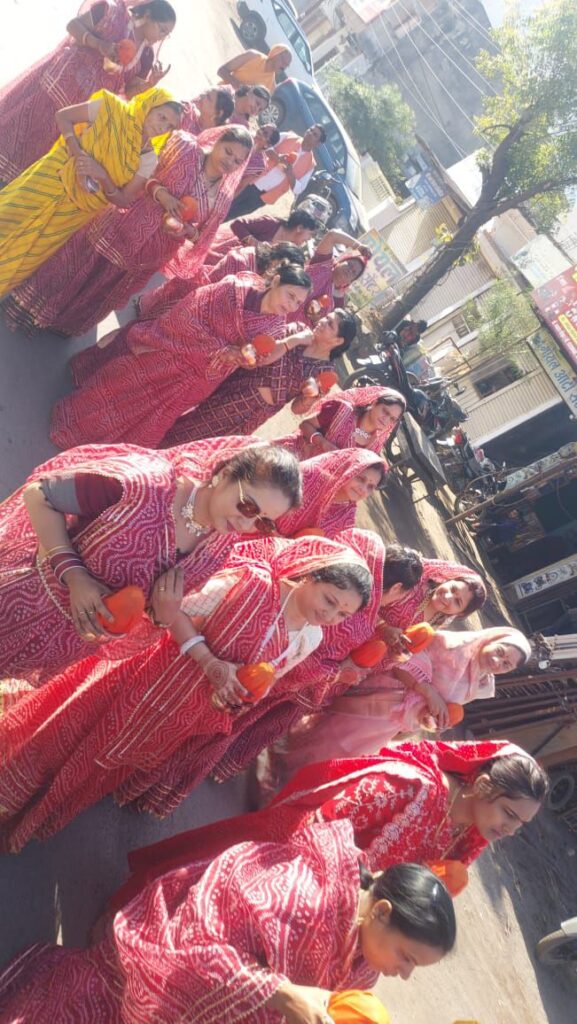 नैला स्थित दिगंबर जैन मंदिर में 3 जनवरी से हुआ विश्व शांति महायज्ञ का भव्य शुभारंभ, सिद्ध चक्र महा विधान मंडल हुआ संपन्न, समाज बंधुओ ने उपस्थित होकर करी कार्यक्रमों में सहभागिता, विधानाचार्य मयंक जी शास्त्री के सानिध्य में हुआ ध्वजारोहण नैला स्थित दिगंबर जैन मंदिर में 3 जनवरी से हुआ विश्व शांति महायज्ञ का भव्य शुभारंभ, सिद्ध चक्र महा विधान मंडल हुआ संपन्न, समाज बंधुओ ने उपस्थित होकर करी कार्यक्रमों में सहभागिता, विधानाचार्य मयंक जी शास्त्री के सानिध्य में हुआ ध्वजारोहण kshititech