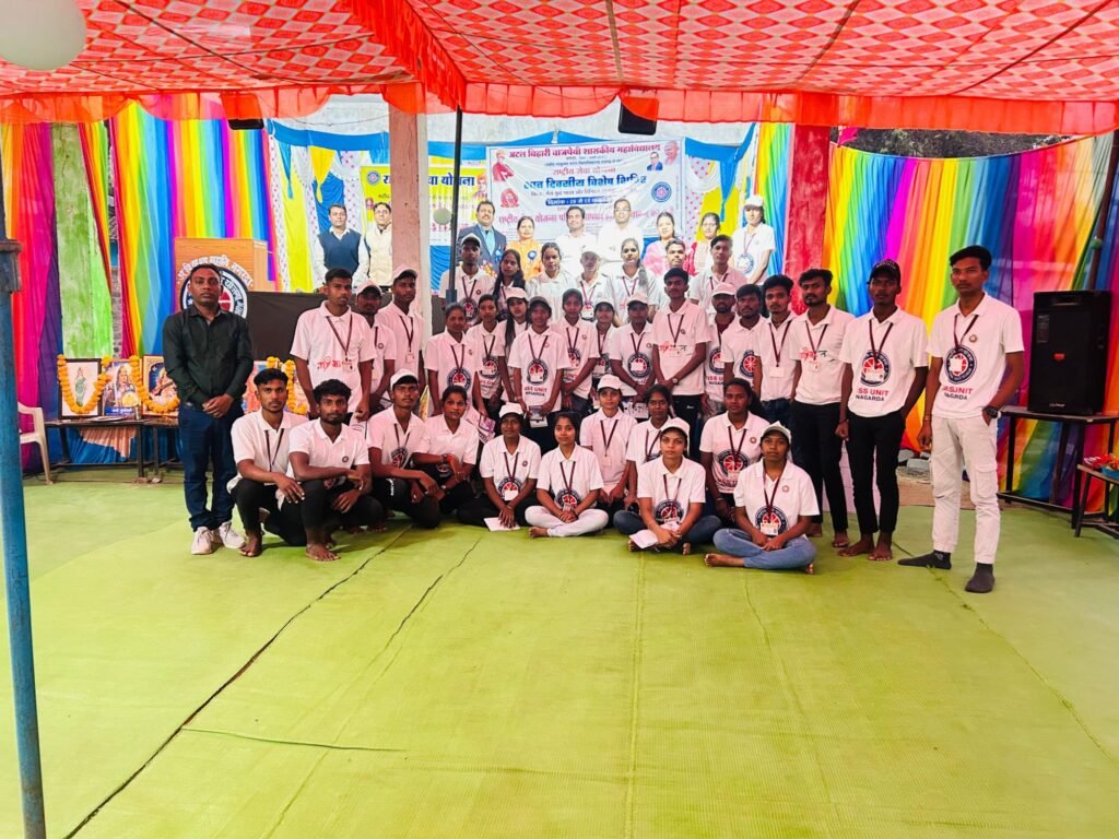 नगरदा के अटल बिहारी वाजपेई शासकीय महाविद्यालय में संपन्न हुआ राष्ट्रीय सेवा योजना का सात दिवसीय विशेष शिविर, छात्र जीवन में समय प्रबंधन बहुत जरूरी है डॉ. हिमधर नगरदा के अटल बिहारी वाजपेई शासकीय महाविद्यालय में संपन्न हुआ राष्ट्रीय सेवा योजना का सात दिवसीय विशेष शिविर, छात्र जीवन में समय प्रबंधन बहुत जरूरी है डॉ. हिमधर kshititech