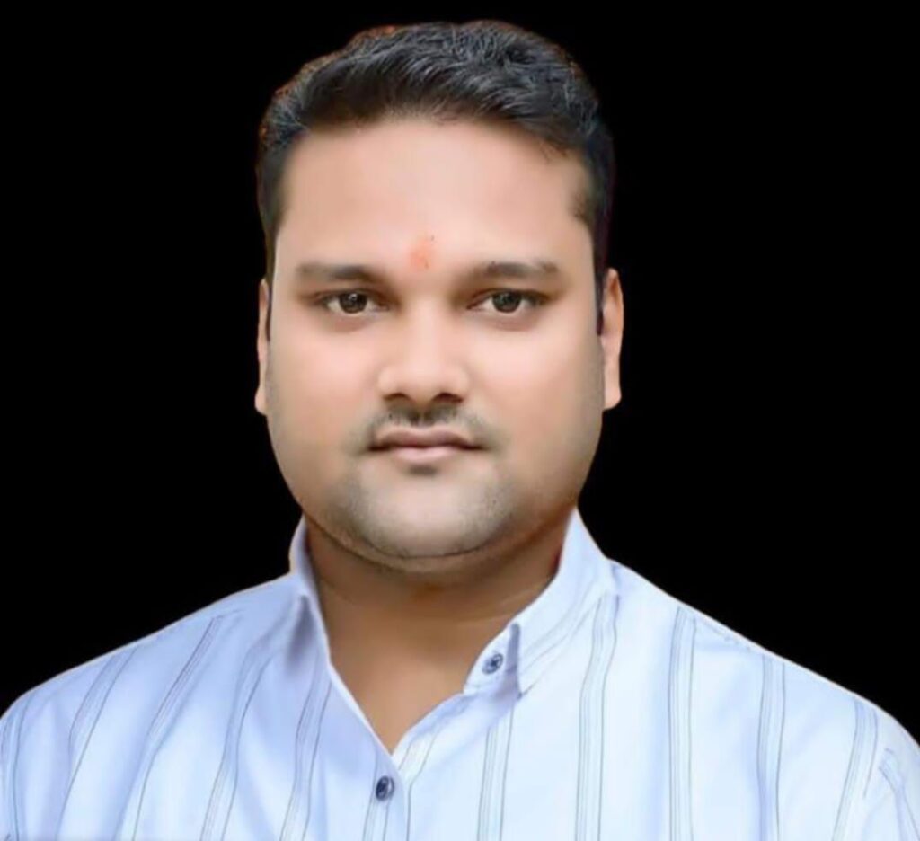 जिला मुख्य आयुक्त अंकित अग्रवाल की सक्रियता- भारत स्काउट्स एवं गाइड्स स्थानीय संघ डभरा में हुआ OYMS पंजीयन,275 विद्यालयों में कराया अपने दल का पंजीकरण,छत्तीसगढ़ राज्य आयुक्त डॉ सोमनाथ यादव एवं सक्ती जिला मुख्य आयुक्त अंकित अग्रवाल ने सभी को शुभकामनाएं देते हुए सक्ती जिले में स्काउटिंग को आगे बढ़ाने के लिए हर संभव सहयोग करने की प्रतिबद्धता जाहिर की जिला मुख्य आयुक्त अंकित अग्रवाल की सक्रियता- भारत स्काउट्स एवं गाइड्स स्थानीय संघ डभरा में हुआ OYMS पंजीयन,275 विद्यालयों में कराया अपने दल का पंजीकरण,छत्तीसगढ़ राज्य आयुक्त डॉ सोमनाथ यादव एवं सक्ती जिला मुख्य आयुक्त अंकित अग्रवाल ने सभी को शुभकामनाएं देते हुए सक्ती जिले में स्काउटिंग को आगे बढ़ाने के लिए हर संभव सहयोग करने की प्रतिबद्धता जाहिर की kshititech