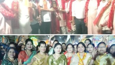 सामाजिक सौहाद्र,भाईचारे की पहल- माता परमेश्वरी देवी की शोभायात्रा का शक्ति शहर की अग्रवाल सभा,अग्रसेन जयंती समारोह समिति, महिला जागृति शाखा सहित विभिन्न सामाजिक संगठनों ने किया आत्मीय स्वागत, 3 फरवरी की शाम देवांगन युवा संगठन ने किया था शोभा यात्रा का आयोजन kshititech