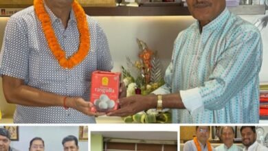 शक्ति के नवनिर्वाचित नगर पालिका अध्यक्ष श्यामसुंदर अग्रवाल को विद्वान पंडित भोला शंकर तिवारी ने उनके निवास पर पहुंच कर दी बधाई, मारवाड़ी युवा मंच की शक्ति शाखा एवं अंतर्राष्ट्रीय अग्रवाल सम्मेलन परिवार ने भी अध्यक्ष बनने पर किया सम्मान शक्ति के नवनिर्वाचित नगर पालिका अध्यक्ष श्यामसुंदर अग्रवाल को विद्वान पंडित भोला शंकर तिवारी ने उनके निवास पर पहुंच कर दी बधाई, मारवाड़ी युवा मंच की शक्ति शाखा एवं अंतर्राष्ट्रीय अग्रवाल सम्मेलन परिवार ने भी अध्यक्ष बनने पर किया सम्मान kshititech