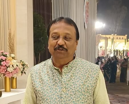 चेंबर चुनाव को लेकर कन्हैया का बड़ा बयान- कन्हैया अग्रवाल ने कहा-अध्यक्ष,महामंत्री एवम कोषाध्यक्ष के रायपुर के सदस्य होने या अनिवार्यता समाप्त हो, 12 साल पहले भी कन्हैया अग्रवाल ने चैंबर भवन में दिया था उपरोक्त मांग को लेकर धरना चेंबर चुनाव को लेकर कन्हैया का बड़ा बयान- कन्हैया अग्रवाल ने कहा-अध्यक्ष,महामंत्री एवम कोषाध्यक्ष के रायपुर के सदस्य होने या अनिवार्यता समाप्त हो, 12 साल पहले भी कन्हैया अग्रवाल ने चैंबर भवन में दिया था उपरोक्त मांग को लेकर धरना kshititech