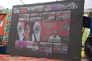 हद हो गई रेलवे प्रशासन की उदासीनता की- शक्ति के टेमर एवं सोंठी रेलवे ओवर ब्रिज ROB के 1 साल पहले आज के दिन ही प्रधानमंत्री मोदी ने किया था वर्चुअल भूमि पूजन, आज तक एक ईंट भी नहीं रखी गई निर्माण की,क्या औचित्य ऐसे शिलान्यास कार्यक्रमों का, आखिरकार इसका दोषी कौन, दोषियों पर हो सख्त कार्रवाई, निर्माण प्रारंभ ना होने पर जनता करेगी बड़ा आंदोलन हद हो गई रेलवे प्रशासन की उदासीनता की- शक्ति के टेमर एवं सोंठी रेलवे ओवर ब्रिज ROB के 1 साल पहले आज के दिन ही प्रधानमंत्री मोदी ने किया था वर्चुअल भूमि पूजन, आज तक एक ईंट भी नहीं रखी गई निर्माण की,क्या औचित्य ऐसे शिलान्यास कार्यक्रमों का, आखिरकार इसका दोषी कौन, दोषियों पर हो सख्त कार्रवाई, निर्माण प्रारंभ ना होने पर जनता करेगी बड़ा आंदोलन kshititech